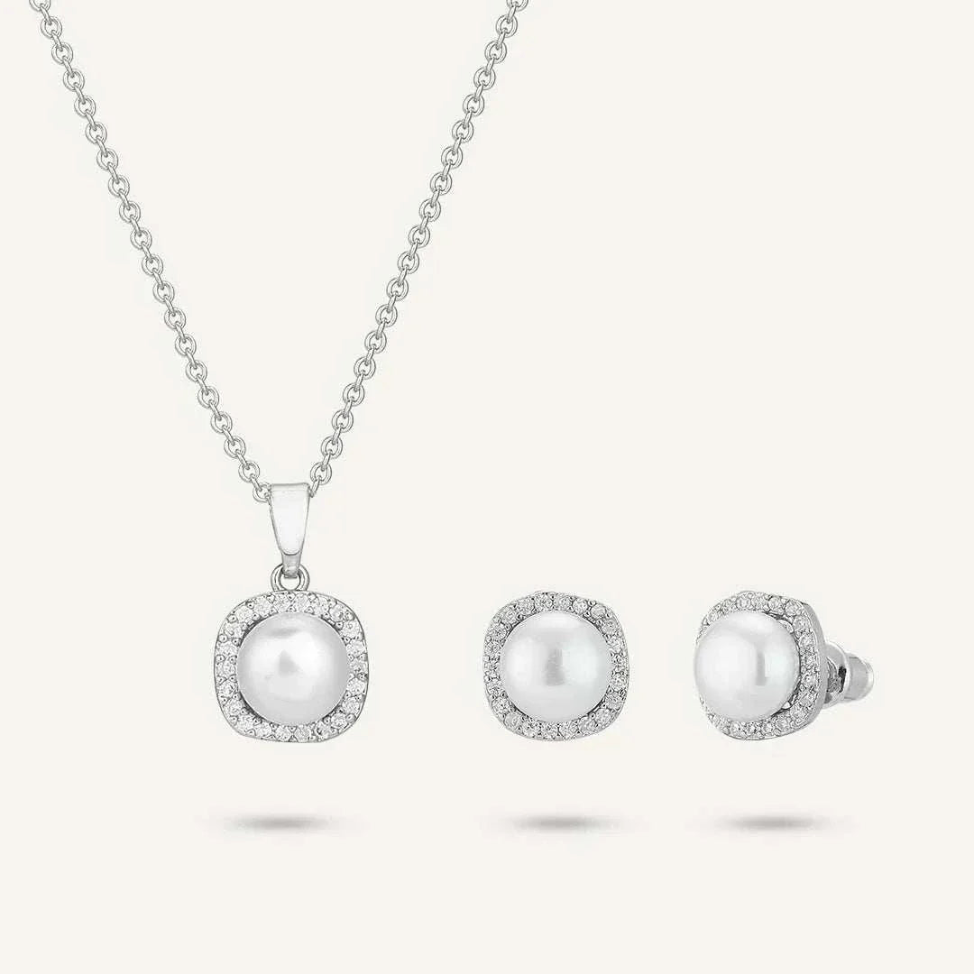 Silver boxed jewellery gift set with necklace and earrings in D&X London packaging